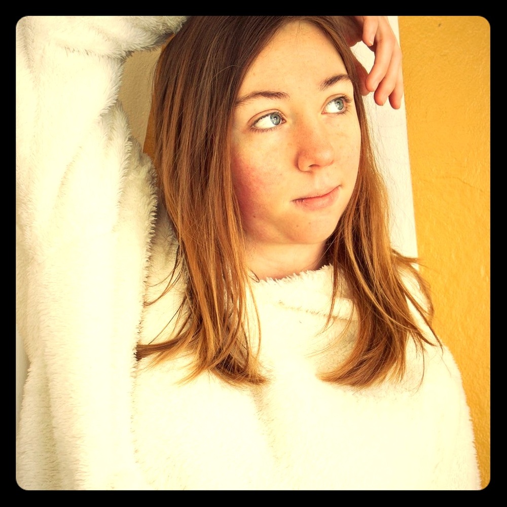 Meet your Posher, Caitlin